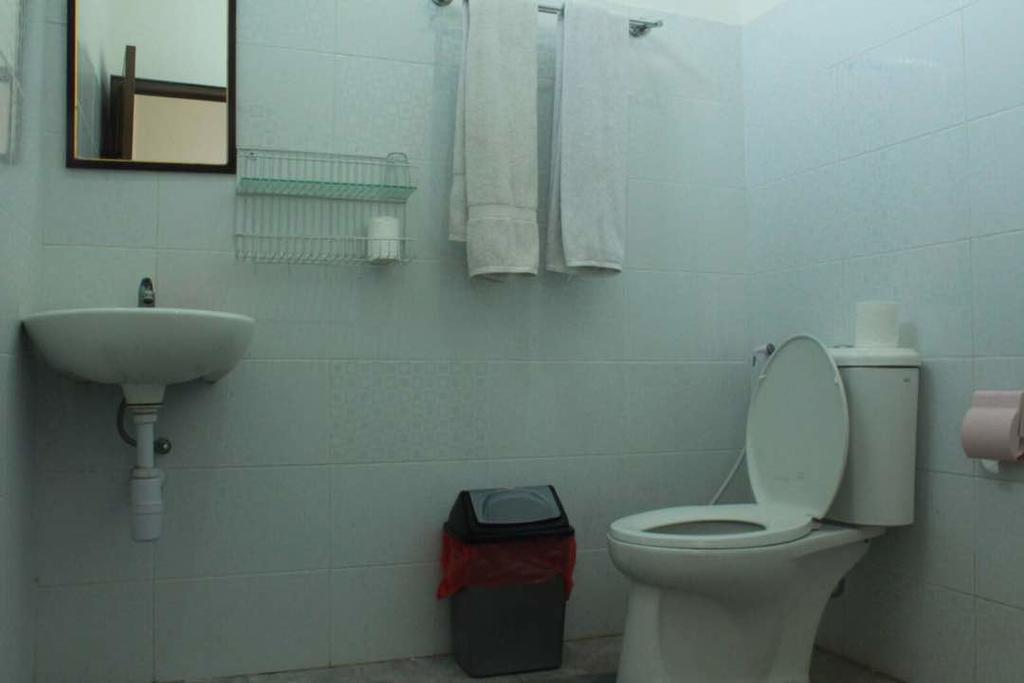 Twins Homestay Canggu Екстериор снимка