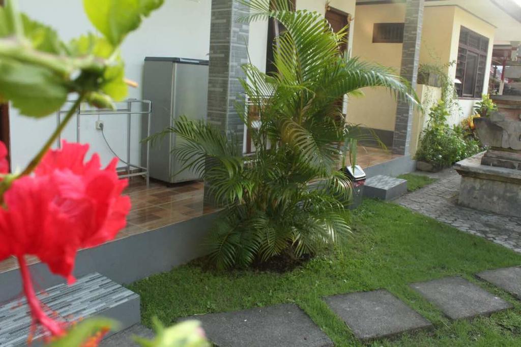 Twins Homestay Canggu Екстериор снимка