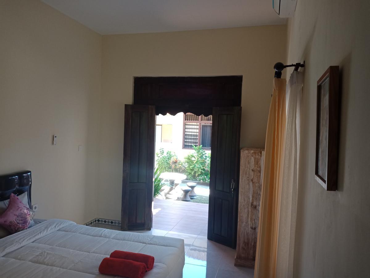 Twins Homestay Canggu Екстериор снимка